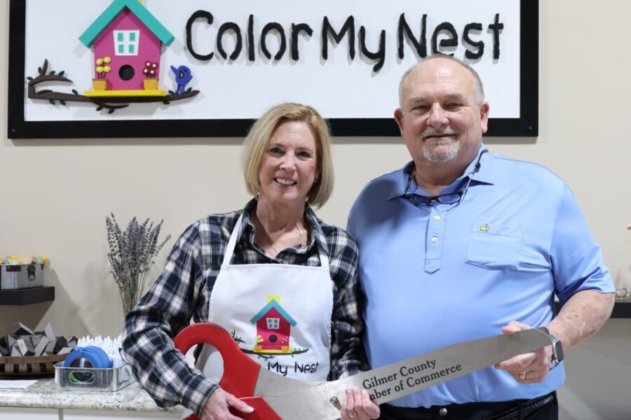 Color My Nest Ribbon cutting with Owner Peggie